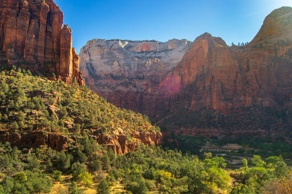 Views of Zion Canyon from the emerald pools trail