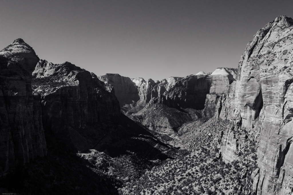 Black and white photo of the Canyon Overlook viewpoint