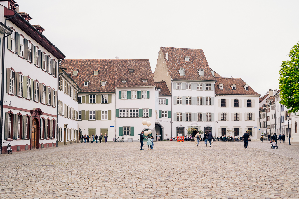 A square with traditional Swiss row houses