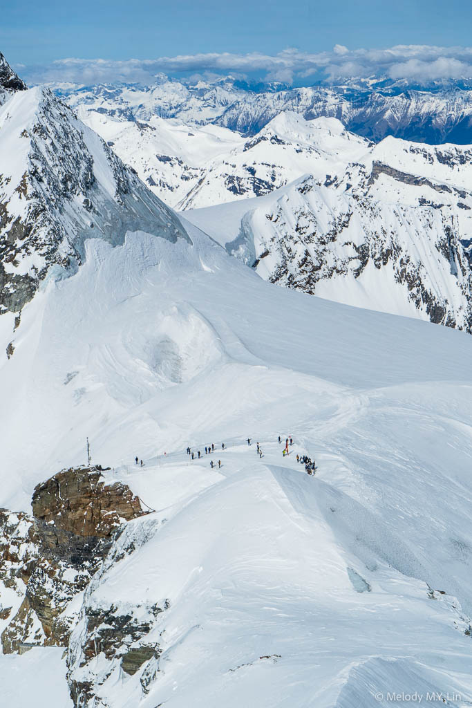 Looking down at tourists on the ice plateau