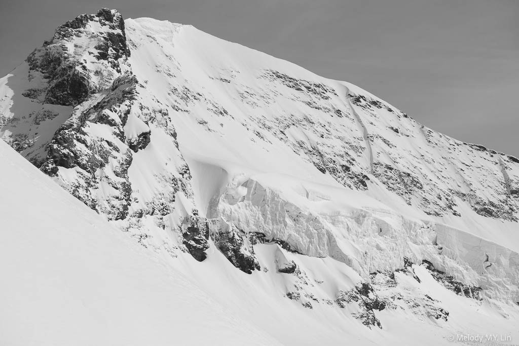 Huge wall of snow and ice under the Mönch