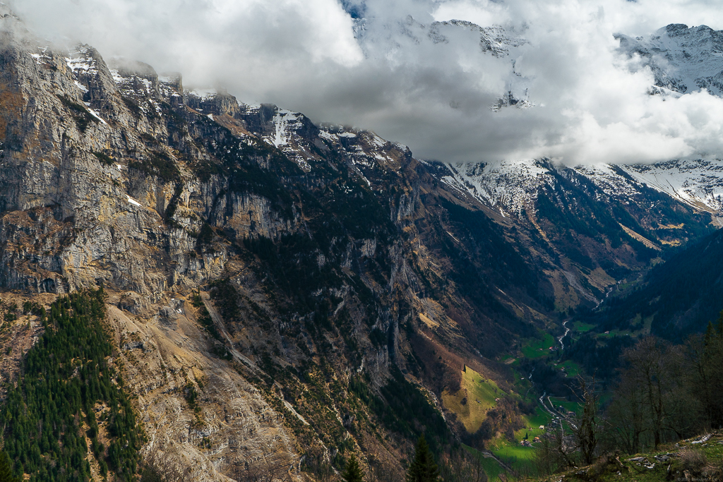 A full view of the end of the valley with Grosshorn in the back