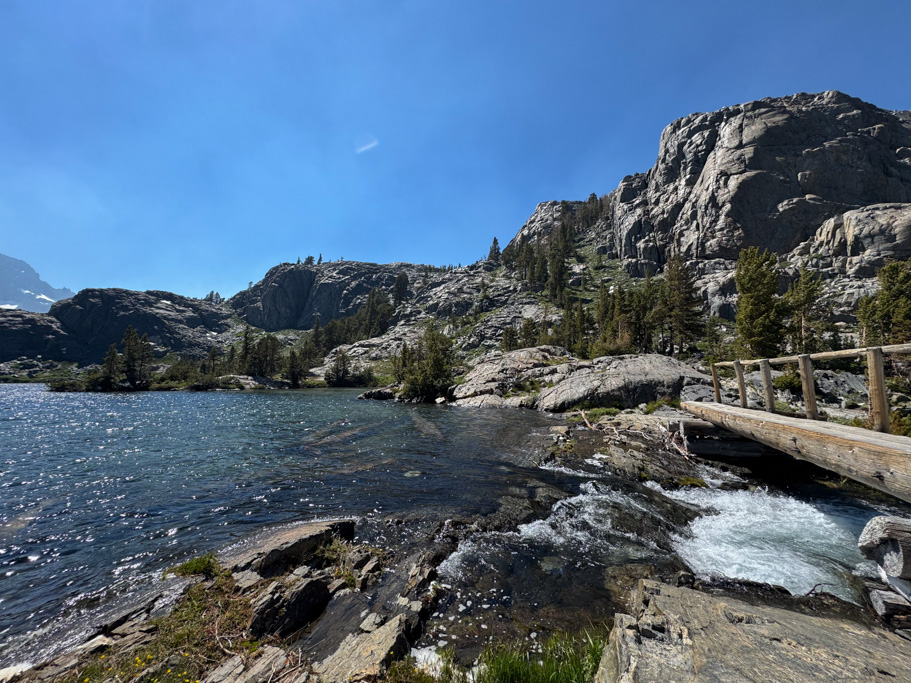 A log bridge across Garnet Lake